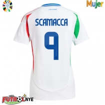Camiseta Italia Gianluca Scamacca #9 Visitante Equipación para mujer Eurocopa 2024 manga corta